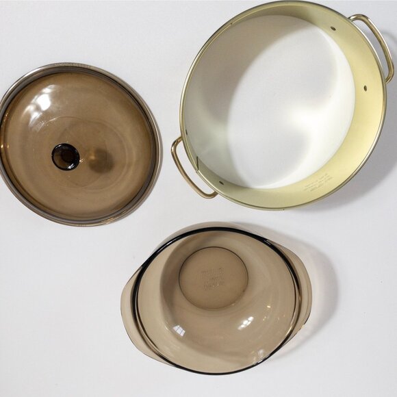 Vintage Pyrex Originals Fireside 2-Quart Casserole Dish W/ Amber Glass Lid - Picture 2 of 16